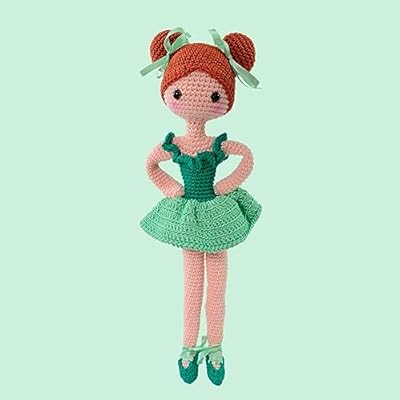 ערכה לסריגת בובה באלרינה ירקרקה - Green Ballerina - מבית CIRCULO – תמונה 2